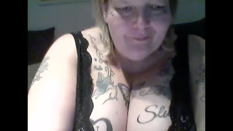 thickdarkangel online show from 22, 5, 2026