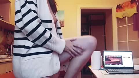 Snapshot of thickforest chatting on 31, 12, 2024 MilkyChoco online show from 31, 12, 2024