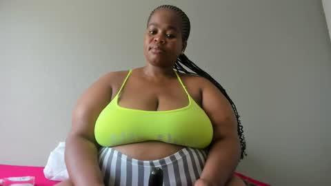 thickleeyanax online show from 24, 1, 2025