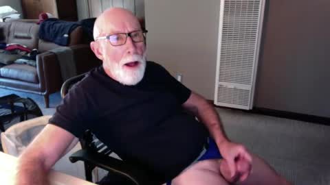 Snapshot of thickmorningwoodinyoualways chatting on 20, 10, 2025 Thickmorningwoodinyou always online show from 20, 10, 2025