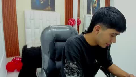 Snapshot of thiiago_collins chatting on 26, 2, 2026 THIAGO COLLINS online show from 26, 2, 2026