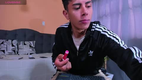 Thiiago online show from 2, 3, 2025