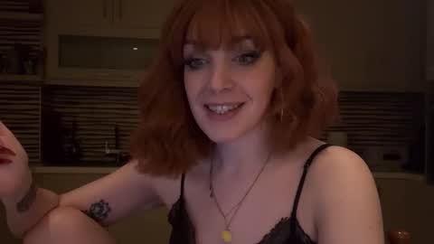 Snapshot of thirstypickle chatting on 5, 2, 2026 Sarra Rhies online show from 5, 2, 2026