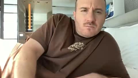 Snapshot of thisbigjewishdick chatting on 21, 12, 2025 This Big Jewish Dick online show from 21, 12, 2025