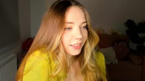 Snapshot of thisisamelia chatting on 3, 3, 2025 Amelia  shows on mondays fridays and sundays  if anything changes im giving updates on my fansly  online show from 3, 3, 2025