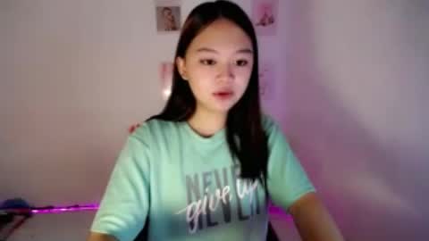 Snapshot of thisiskimmy chatting on 10, 7, 2026 thisiskimmy online show from 10, 7, 2026