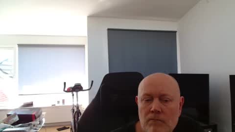 Snapshot of thomas315627 chatting on 23, 4, 2026 thomas315627 online show from 23, 4, 2026