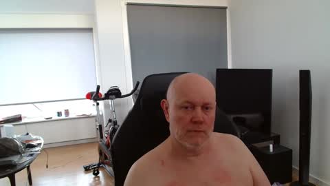 Snapshot of thomas315627 chatting on 19, 5, 2026 thomas315627 online show from 19, 5, 2026