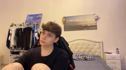 Thomas Hill online show from 15, 10, 2025