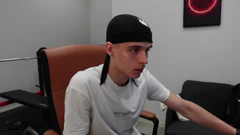 THOMAS BRONS online show from 1, 7, 2026