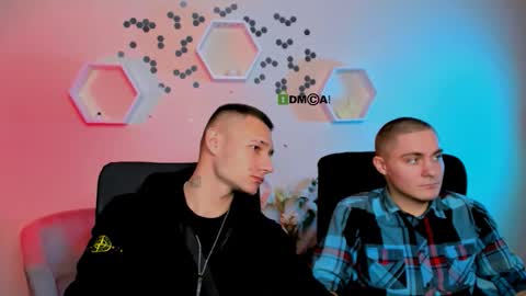 thomas_crow online show from 20, 11, 2025