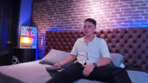 ---Thomas--- online show from 15, 2, 2025