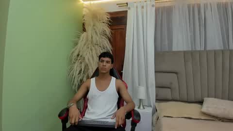 Snapshot of thomas_valkov chatting on 18, 4, 2026 Thomas Valkov online show from 18, 4, 2026