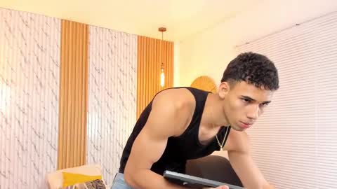 Snapshot of thomas_walker0 chatting on 11, 2, 2025 Thomas online show from 11, 2, 2025