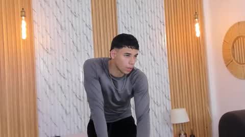 Snapshot of thomas_walker0 chatting on 16, 9, 2025 Thomas online show from 16, 9, 2025