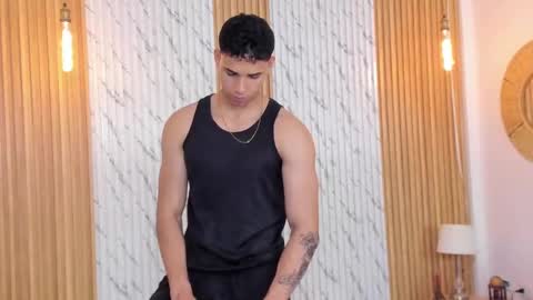 Snapshot of thomas_walker0 chatting on 28, 9, 2025 Thomas online show from 28, 9, 2025