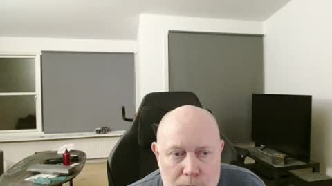 Snapshot of thomash32 chatting on 7, 11, 2025 thomash32 online show from 7, 11, 2025