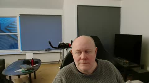 Snapshot of thomash32 chatting on 18, 11, 2025 thomash32 online show from 18, 11, 2025