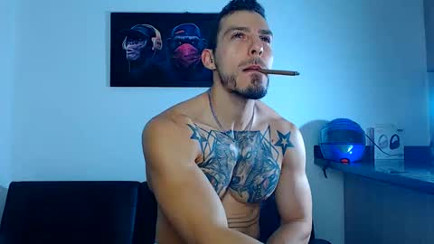 Snapshot of thomashoward31 chatting on 10, 6, 2026 Thomas online show from 10, 6, 2026