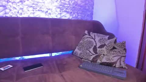 thomass_conor online show from 15, 2, 2025