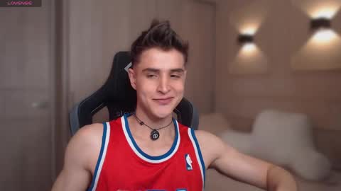 Thom Klein online show from 17, 4, 2026