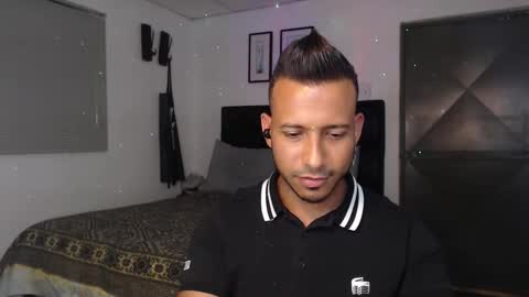 Snapshot of thommerxxx chatting on 30, 9, 2025 Thom online show from 30, 9, 2025