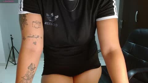 Snapshot of thompson_ari chatting on 20, 12, 2025 thompson ari online show from 20, 12, 2025