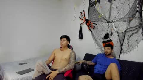 thomson_hot01 online show from 19, 10, 2025