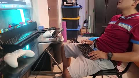 thor0200 online show from 28, 9, 2025