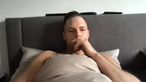 Snapshot of thorhh1991 chatting on 28, 1, 2025 thorhh1991 online show from 28, 1, 2025