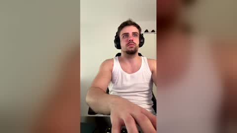 Snapshot of thorodinson03 chatting on 28, 3, 2026 thorodinson03 online show from 28, 3, 2026