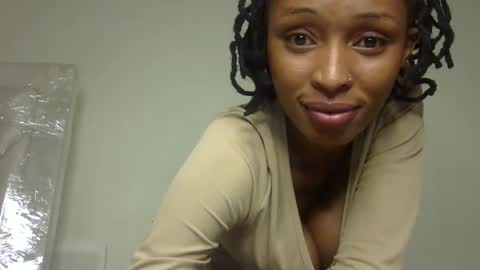 thotiana007 online show from 1, 3, 2025