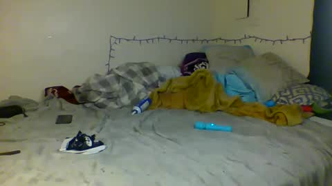 Snapshot of throat14goat88 chatting on 8, 12, 2024 good14girl88 online show from 8, 12, 2024