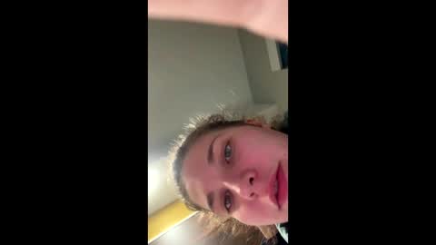 Snapshot of throatgoat2210 chatting on 30, 11, 2025 throatgoat2210 online show from 30, 11, 2025