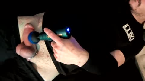 thunder8u42 online show from 1, 10, 2025