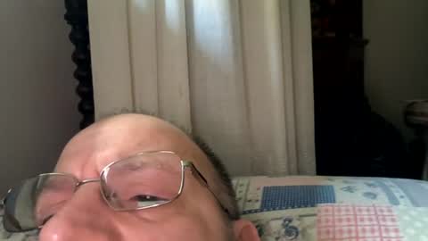 Snapshot of thunderflash73 chatting on 19, 6, 2026 Little Wolf online show from 19, 6, 2026