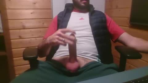 Snapshot of thx_4some_sharing chatting on 2, 11, 2025 toobigcockforonegirl online show from 2, 11, 2025