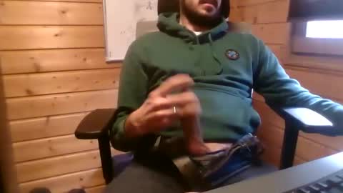 Snapshot of thx_4some_sharing chatting on 2, 3, 2026 toobigcockforonegirl online show from 2, 3, 2026