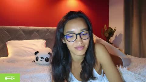 tia_j online show from 20, 10, 2025
