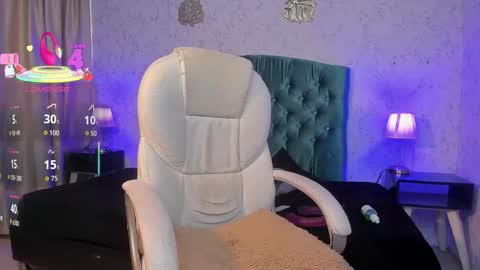 Snapshot of tian_slim chatting on 15, 12, 2025 tian online show from 15, 12, 2025