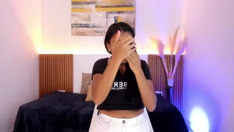 Snapshot of tiana_glow chatting on 25, 6, 2026 tihana online show from 25, 6, 2026