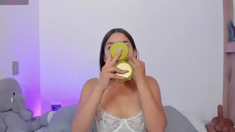 Snapshot of tianaglow44 chatting on 25, 6, 2026 T I A N A online show from 25, 6, 2026
