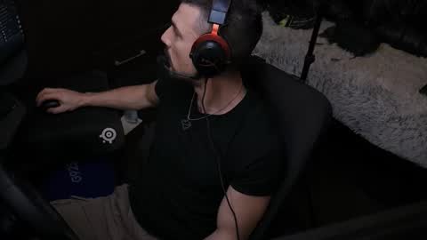 Snapshot of tickle_my_pickle07 chatting on 21, 11, 2025 tickle_my_pickle07 online show from 21, 11, 2025