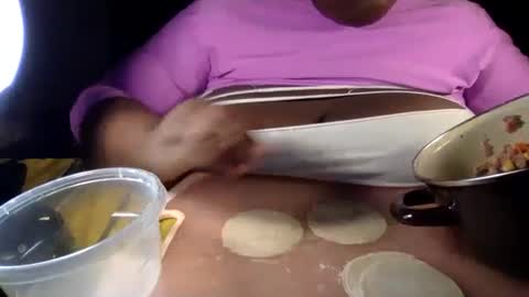 Tierra Henri online show from 14, 2, 2025