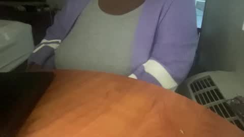 Tierra Henri online show from 16, 9, 2025