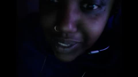 Tierra Henri online show from 21, 11, 2025