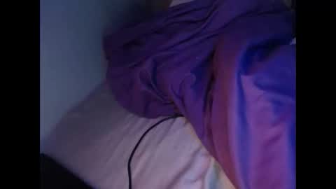 Tierra Henri online show from 28, 11, 2025