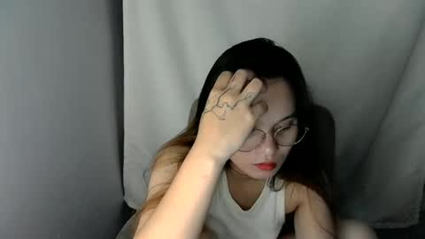 Snapshot of tifanny_foxdoll chatting on 5, 3, 2025 Goddess Tifanny online show from 5, 3, 2025