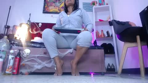 Tifanny Nails  online show from 21, 10, 2025