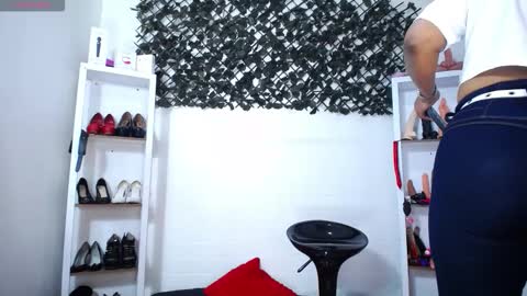 Tifanny Nails  online show from 15, 3, 2026